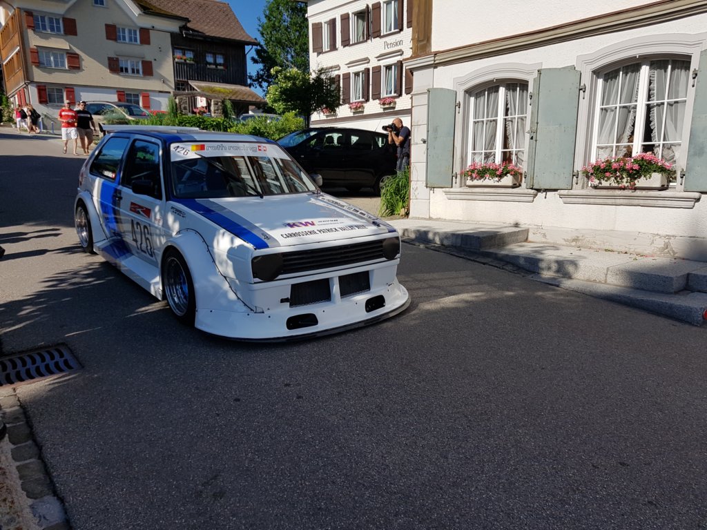 vwgolf8.jpg