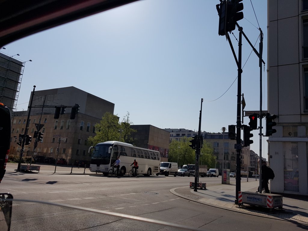 _104019.jpg