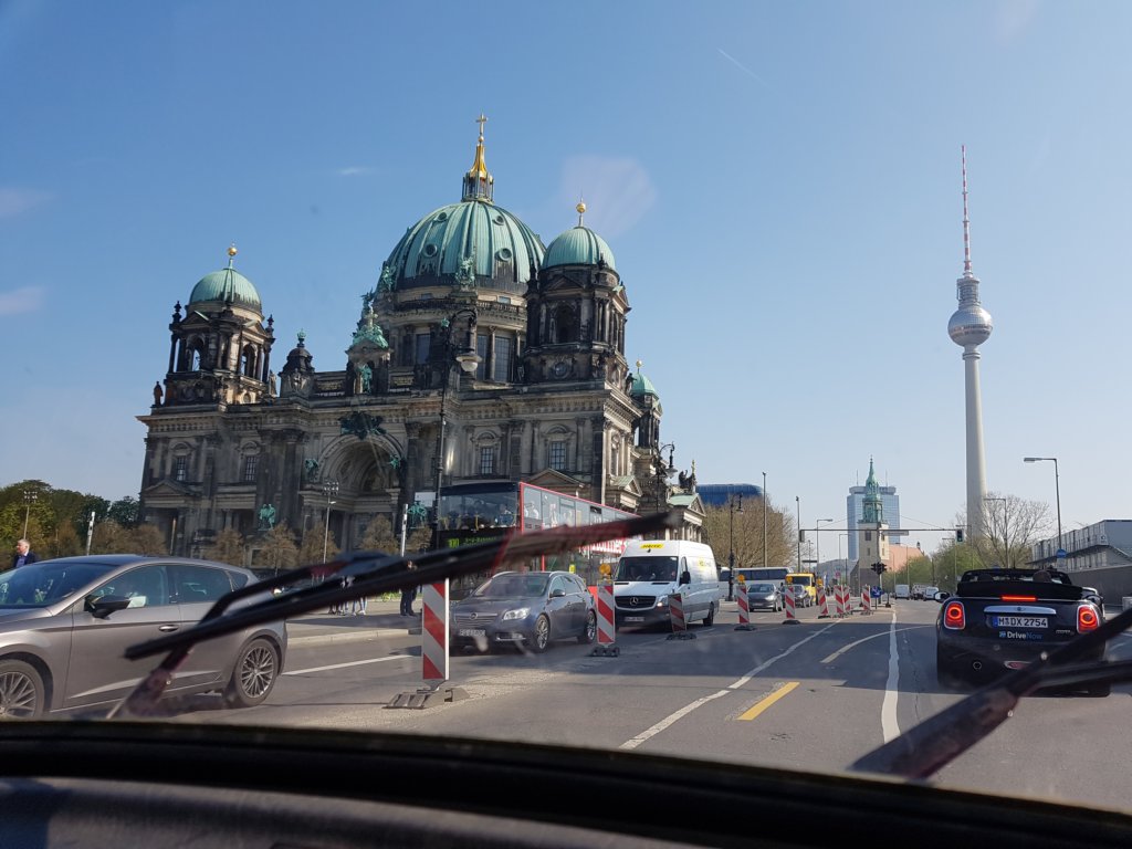 _104410.jpg
