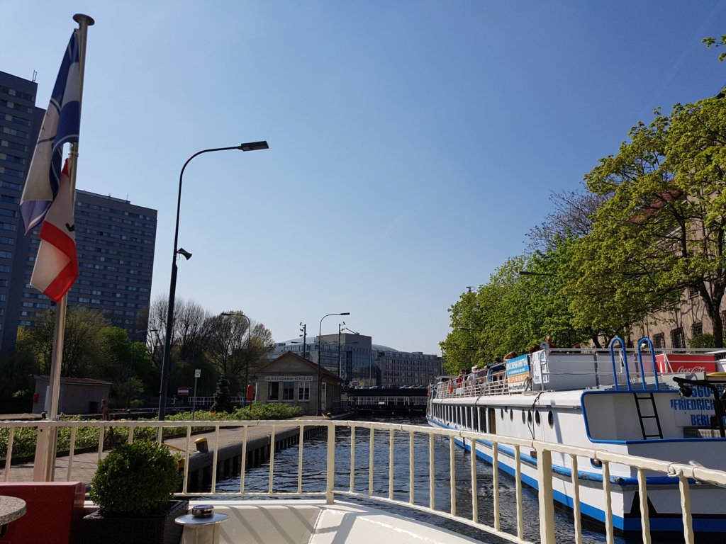 _145035.jpg