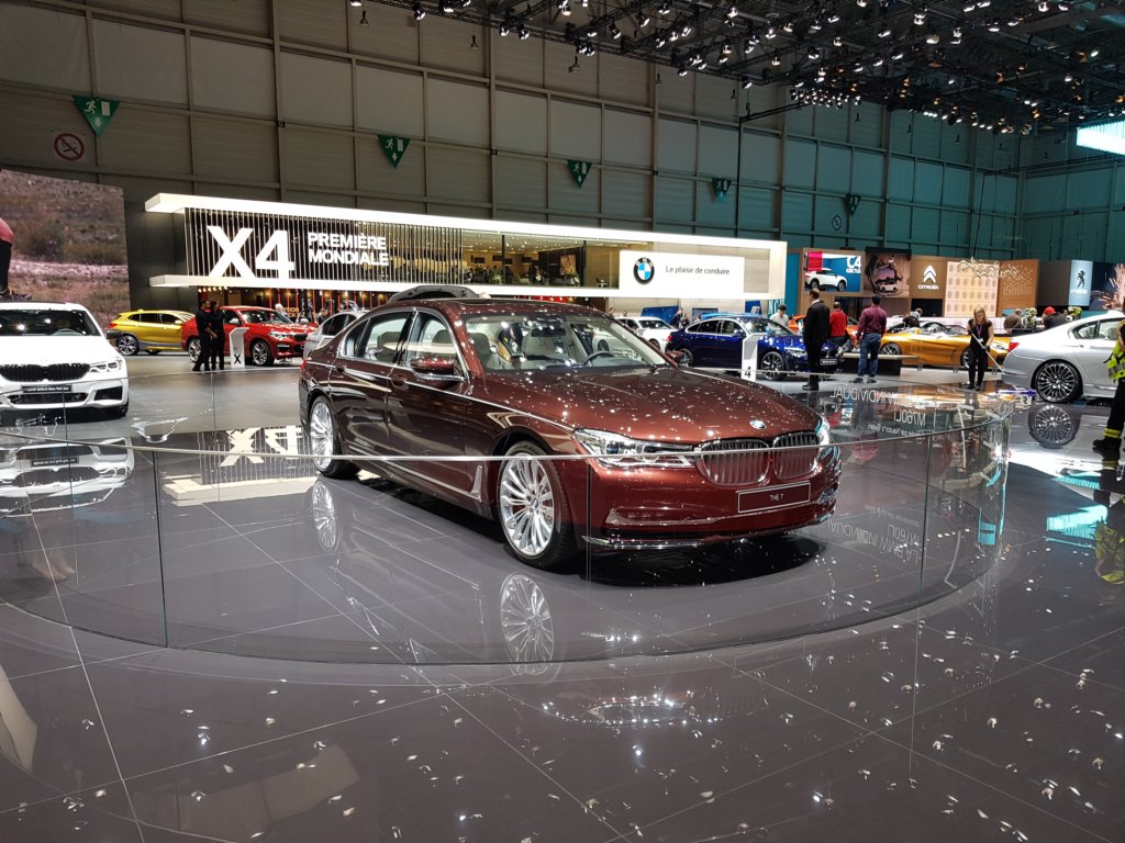 bmwm760li6.jpg