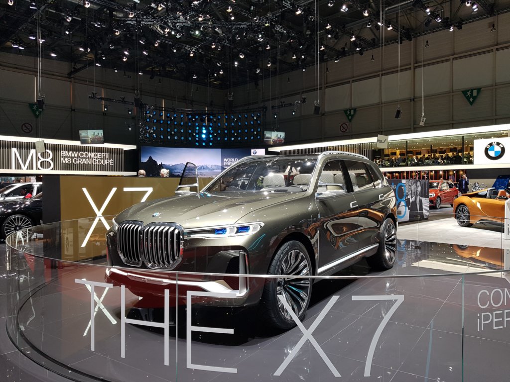 bmwx725.jpg