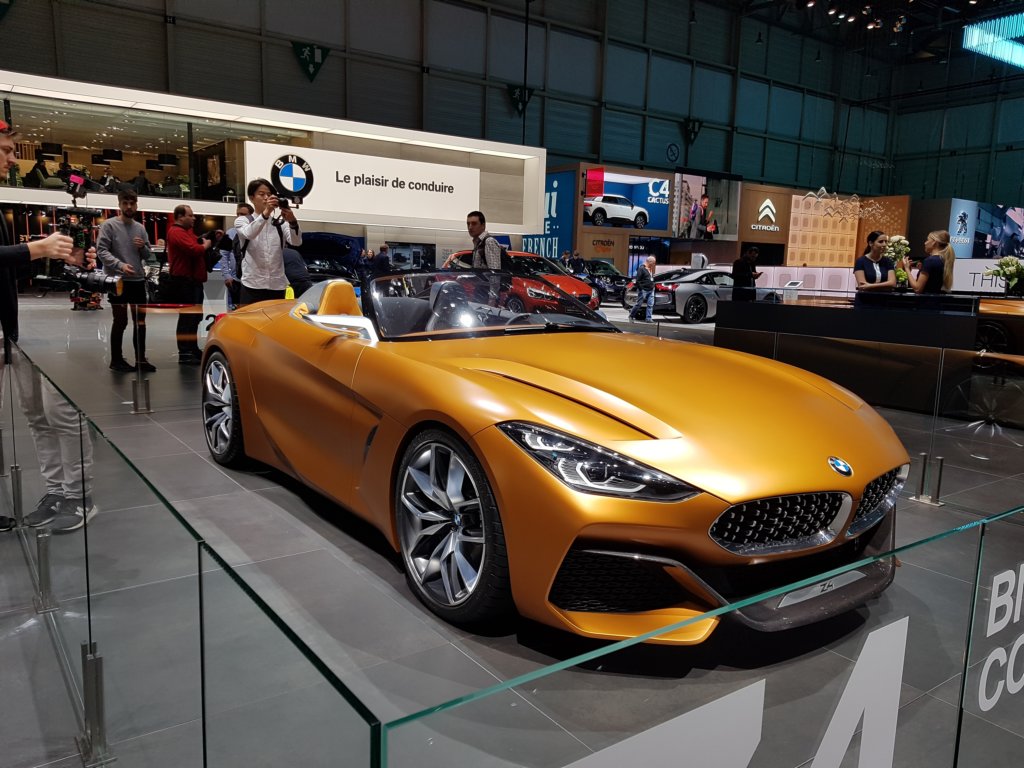 bmwz42.jpg