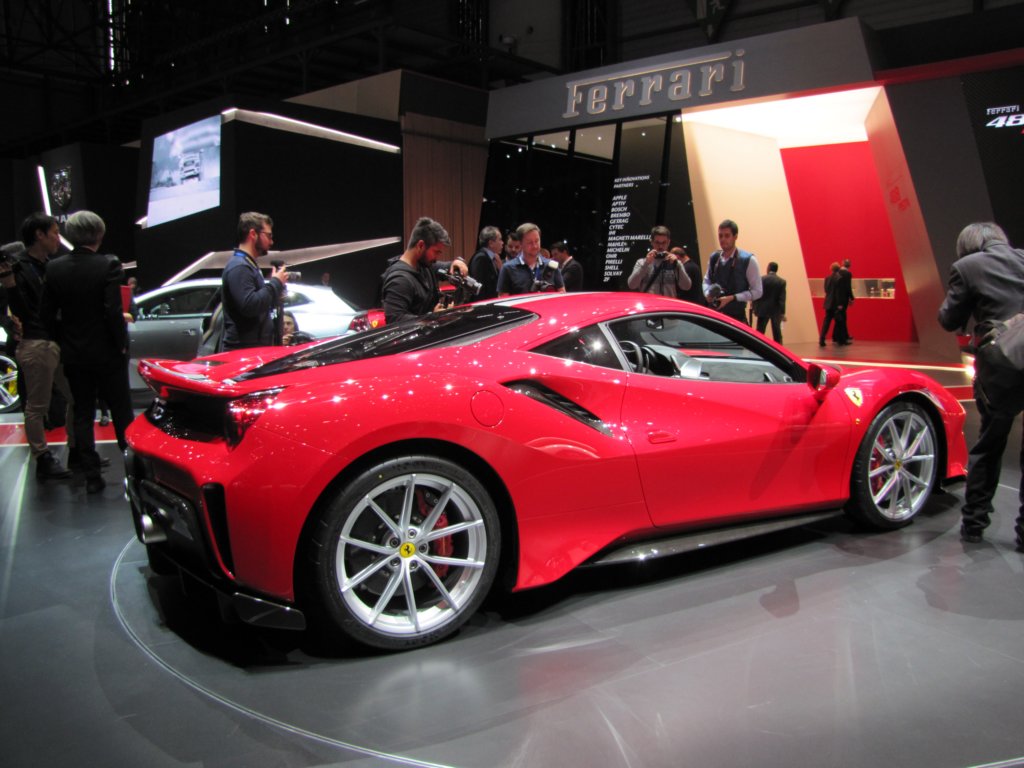 ferrari488pista34.jpg