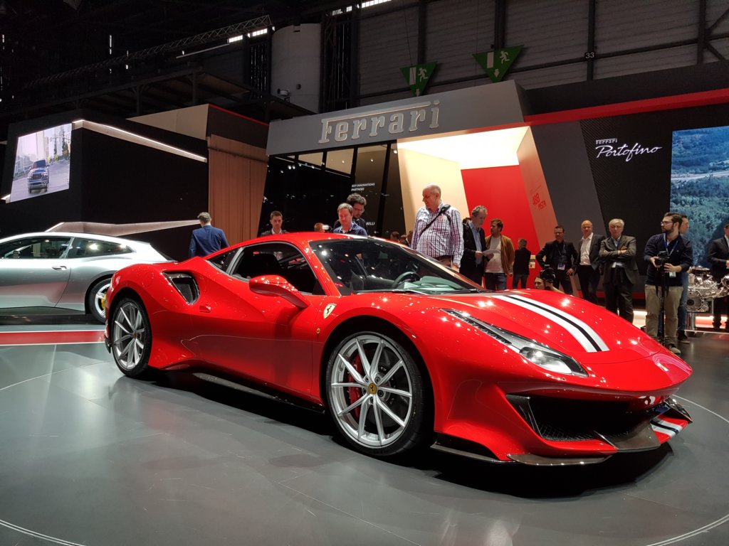 ferrari488pista76.jpg