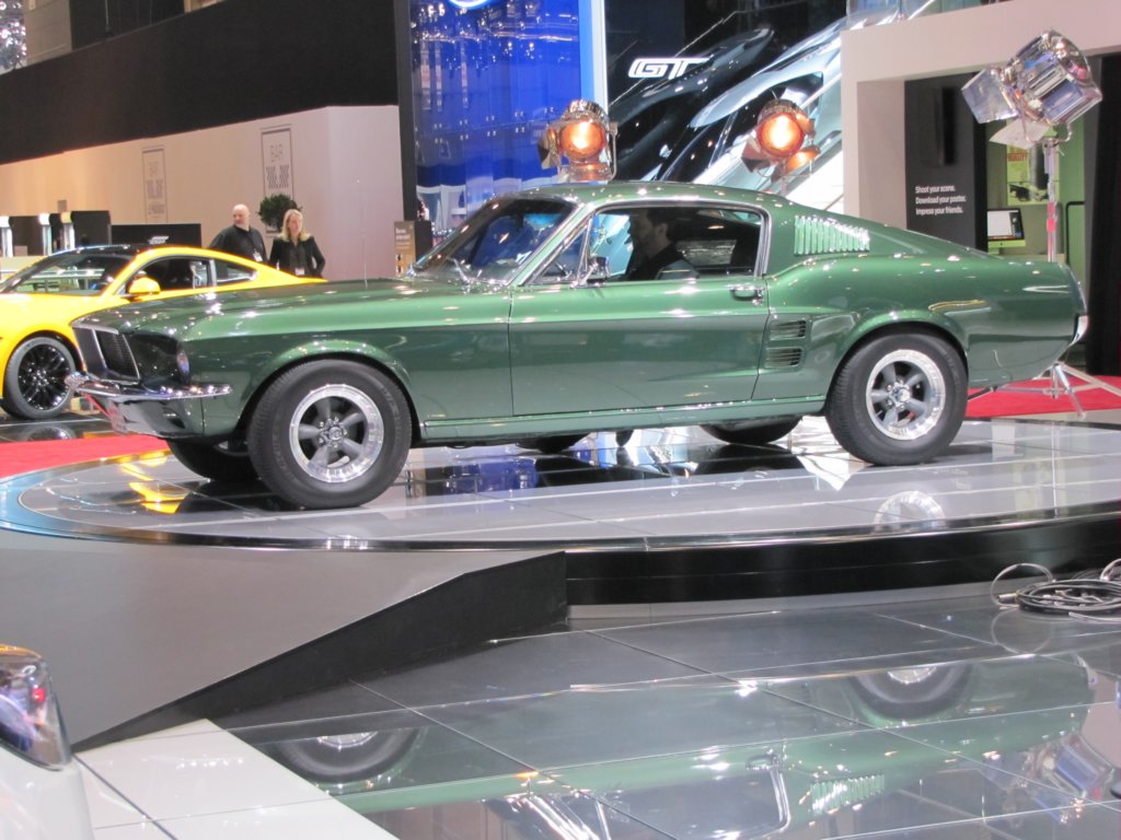 fordmustanggt390fastbackcoupndb489e196737.jpg
