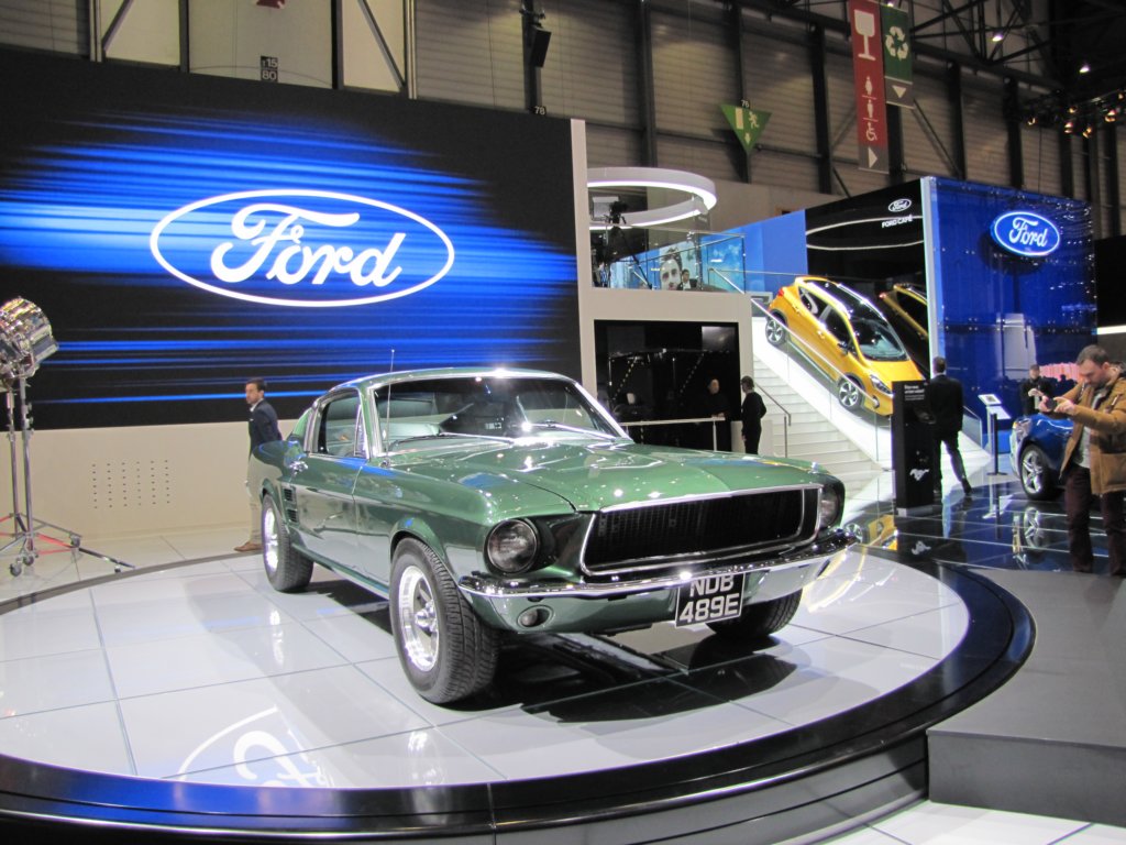 fordmustanggt390fastbackcoupndb489e196739.jpg