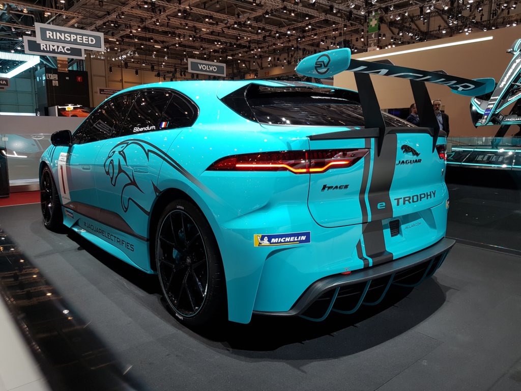 jaguaripaceetrophy6.jpg