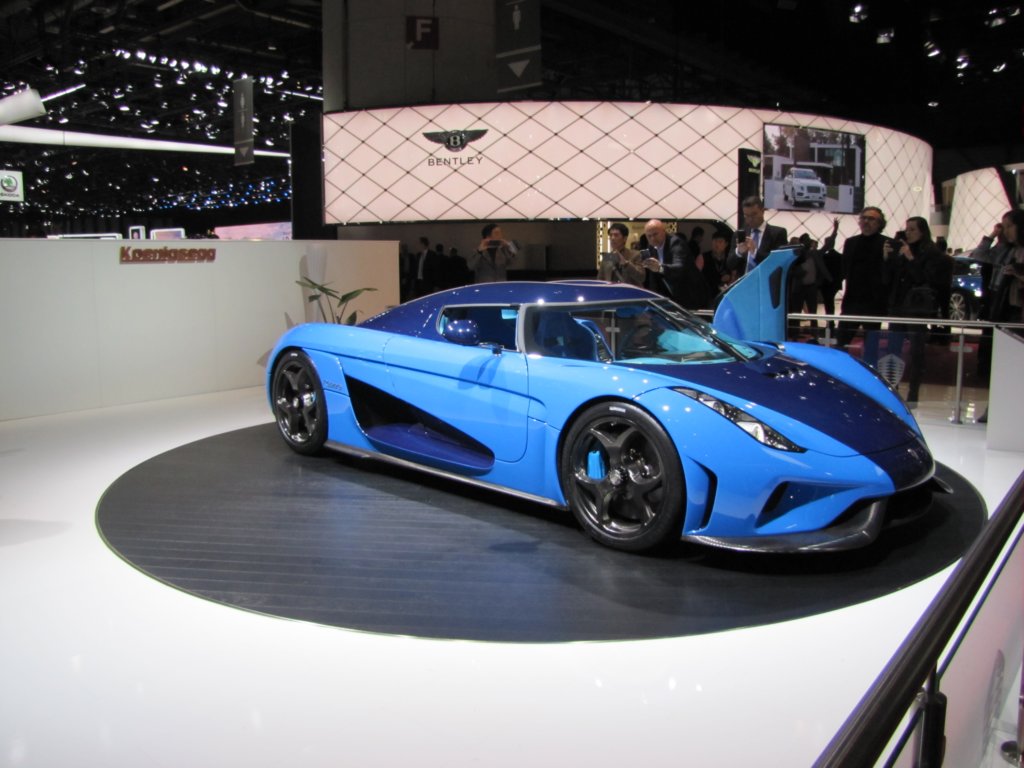 koenigseggregera16.jpg