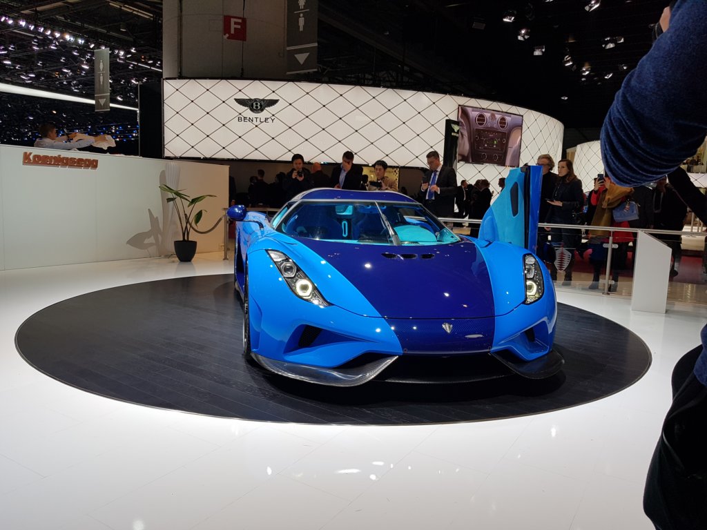koenigseggregera31.jpg
