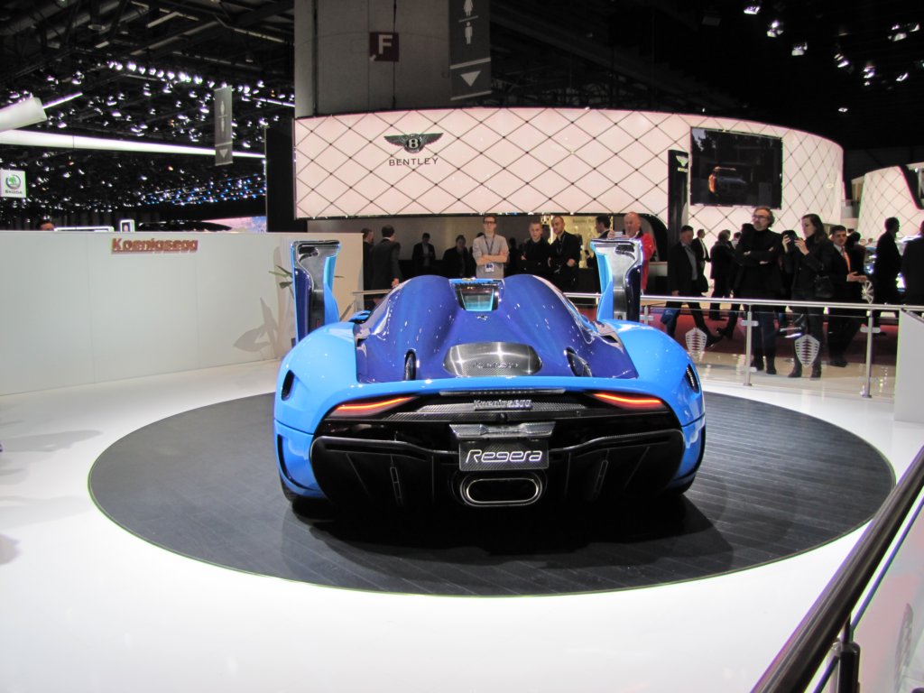 koenigseggregera4.jpg