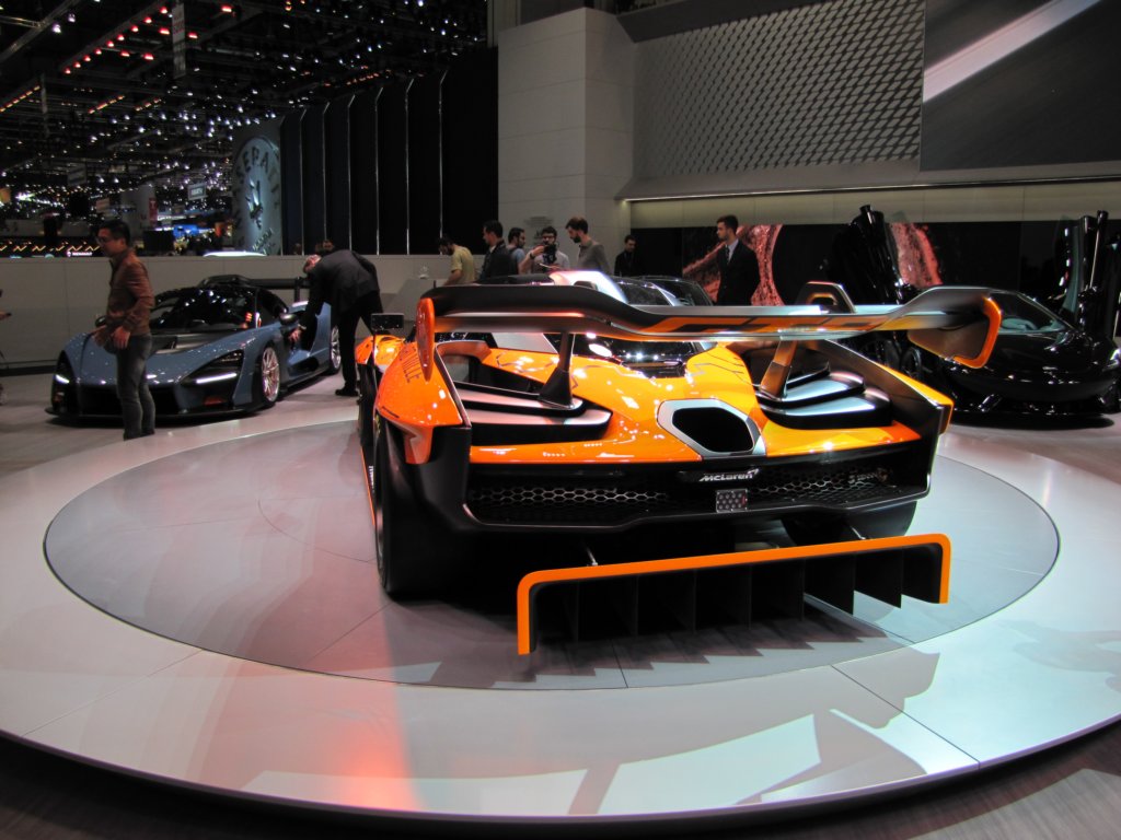 mclarensennagtr31.jpg