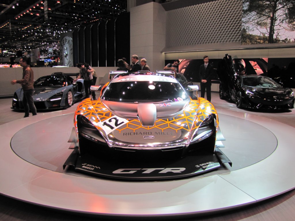 mclarensennagtr5.jpg