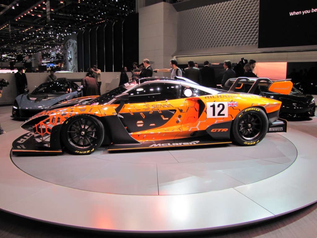 mclarensennagtr64.jpg