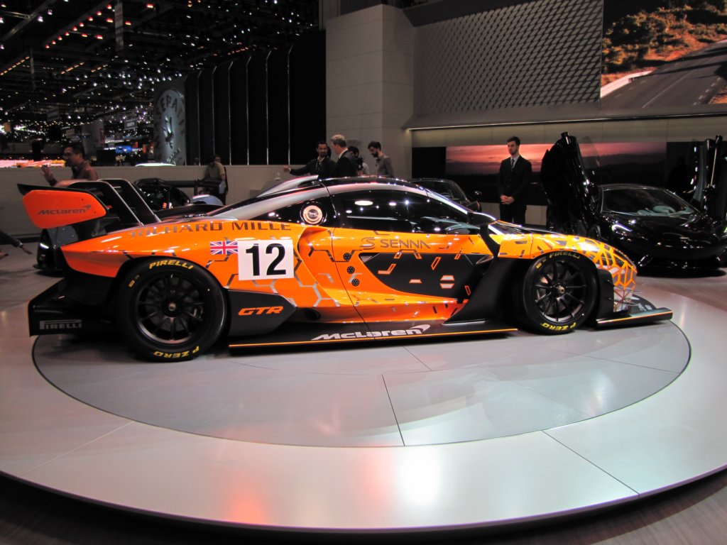 mclarensennagtr8.jpg