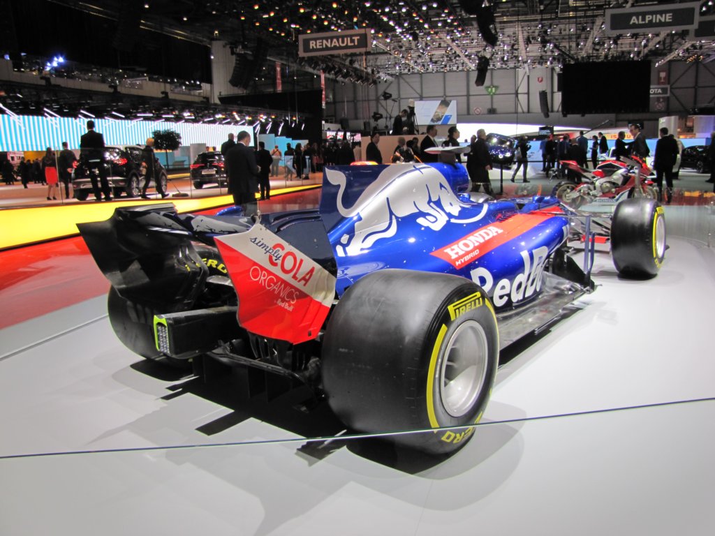 tororossohondastr13ra618h3.jpg