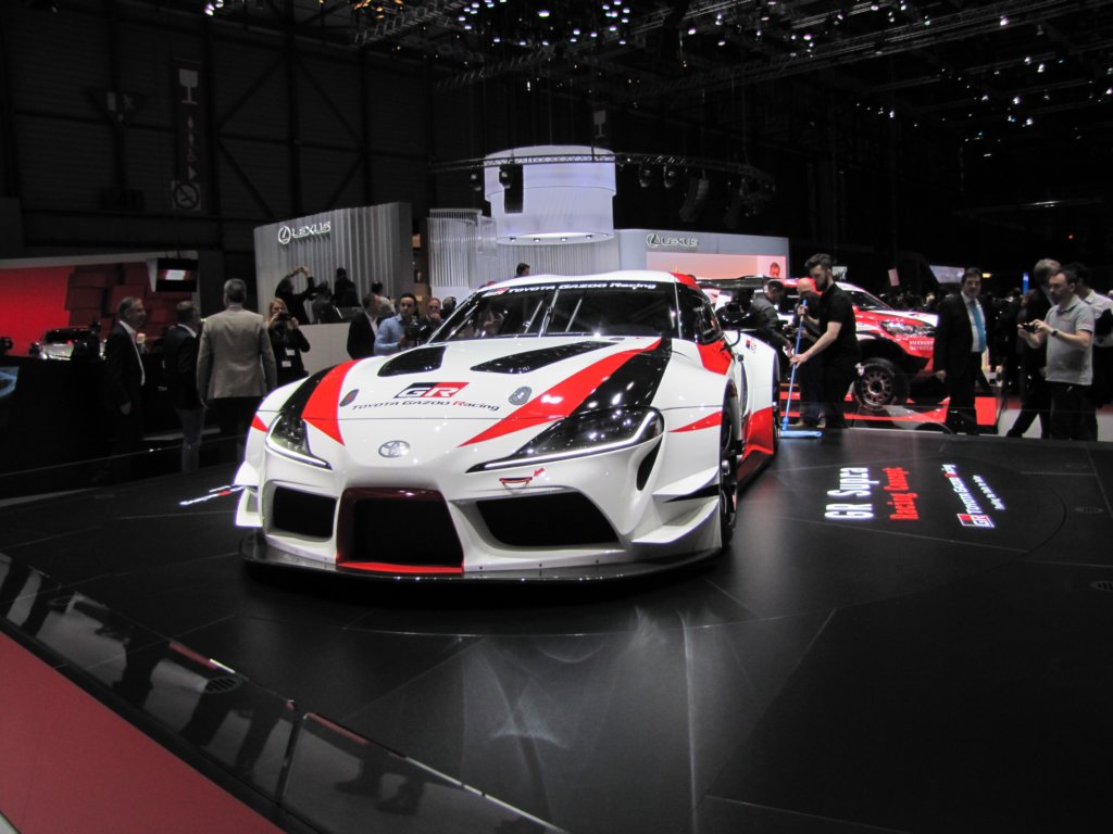 toyotagrsupra56.jpg