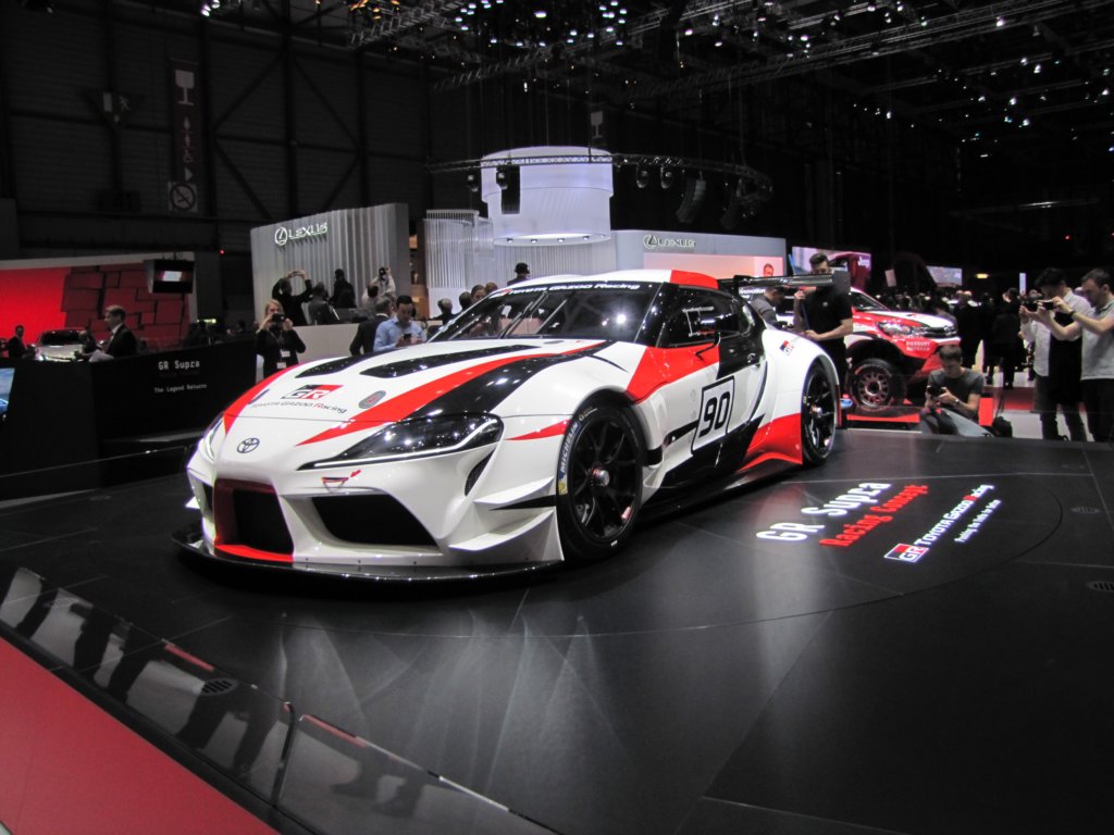toyotagrsupra58.jpg