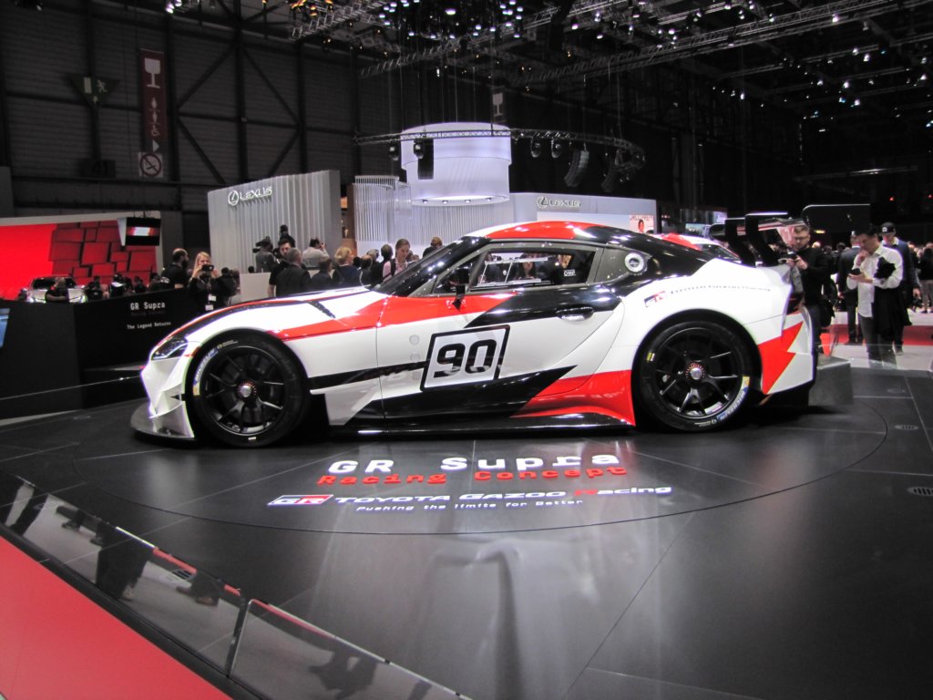 toyotagrsupra66.jpg