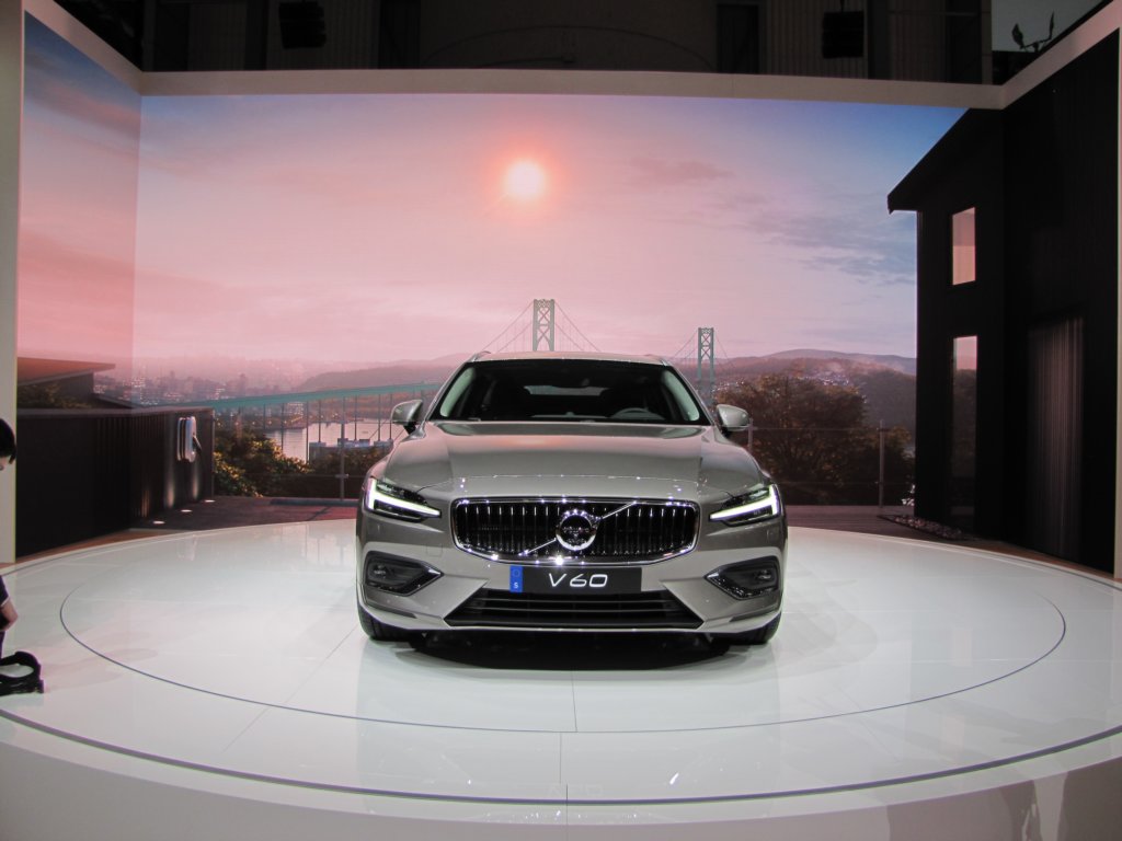 volvov6016.jpg