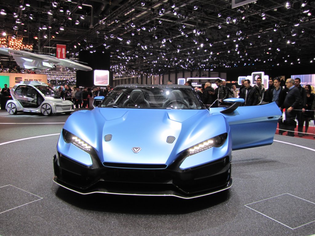 italdesignzerounoduerta12.jpg