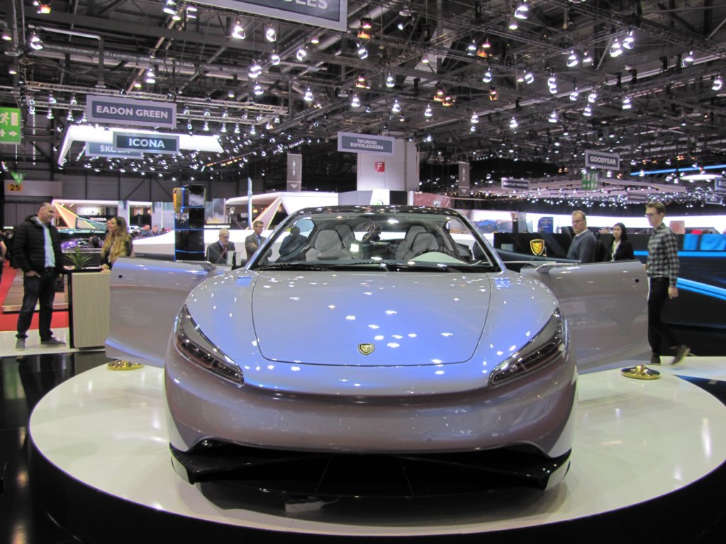 lvchiautovenere3.jpg