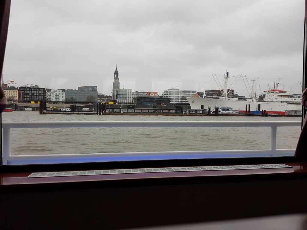 _115046.jpg