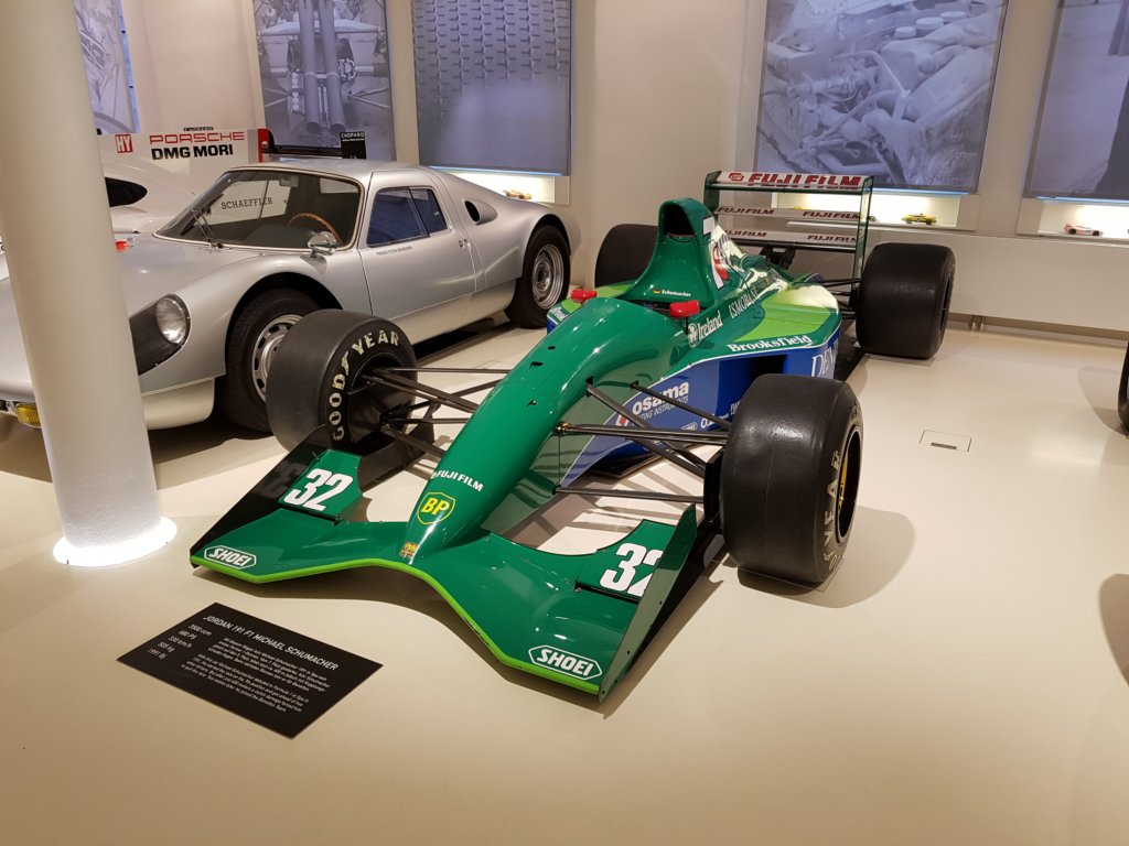 jordan191f1michaelschumacher19912.jpg