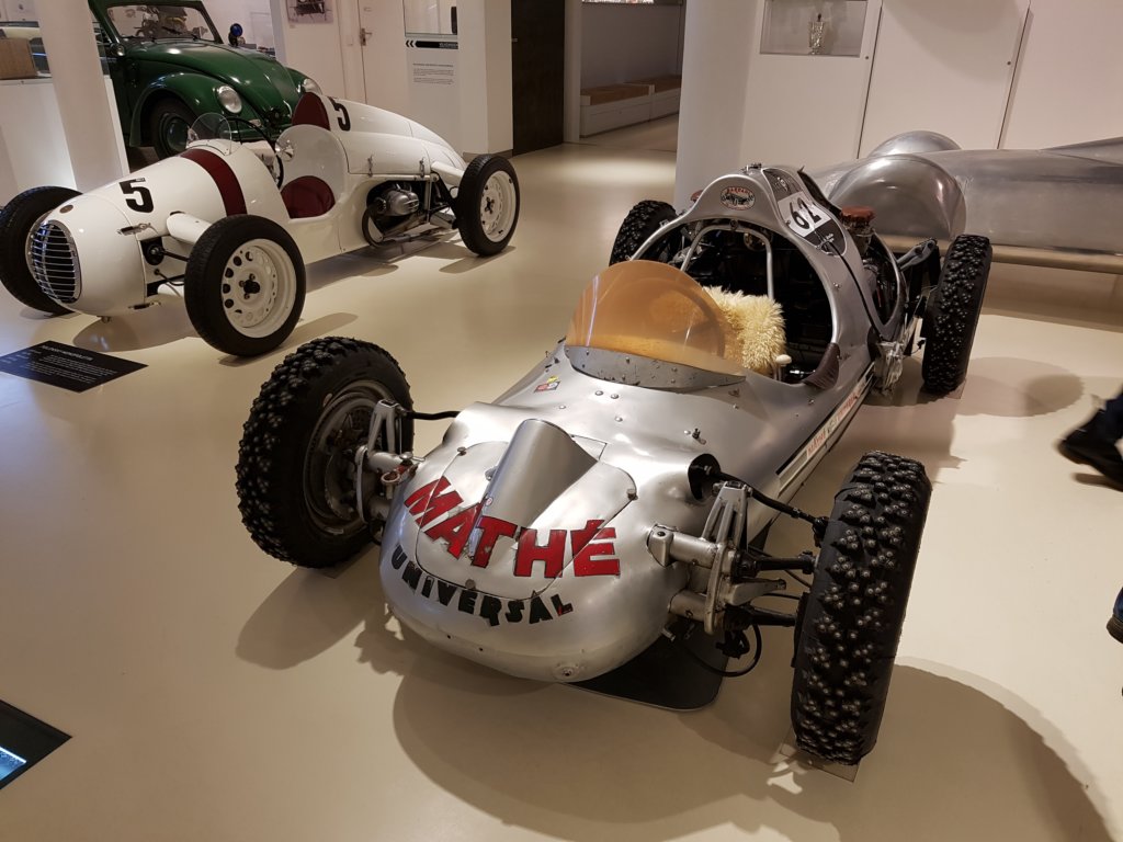 mathfetzenfliegerma011952.jpg