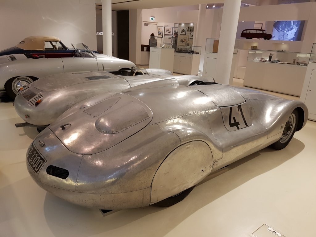 petermaxmllerweltrekordwagen19492.jpg