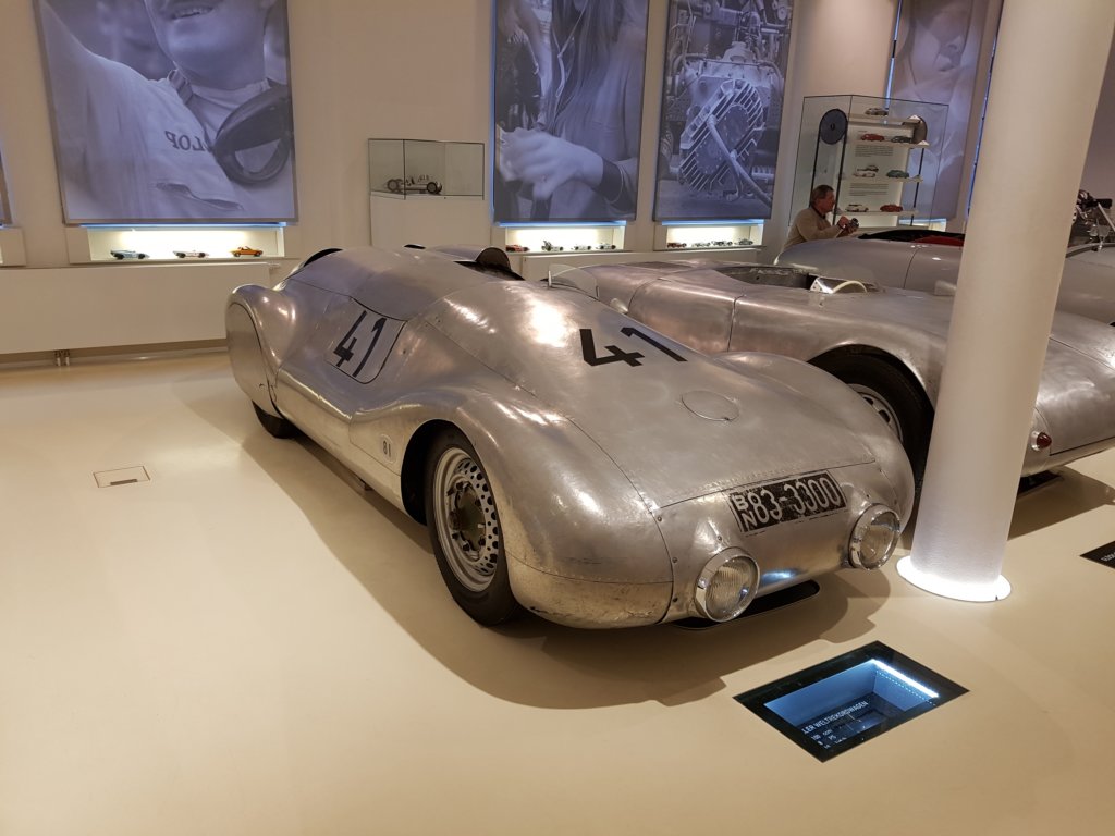 petermaxmllerweltrekordwagen19493.jpg