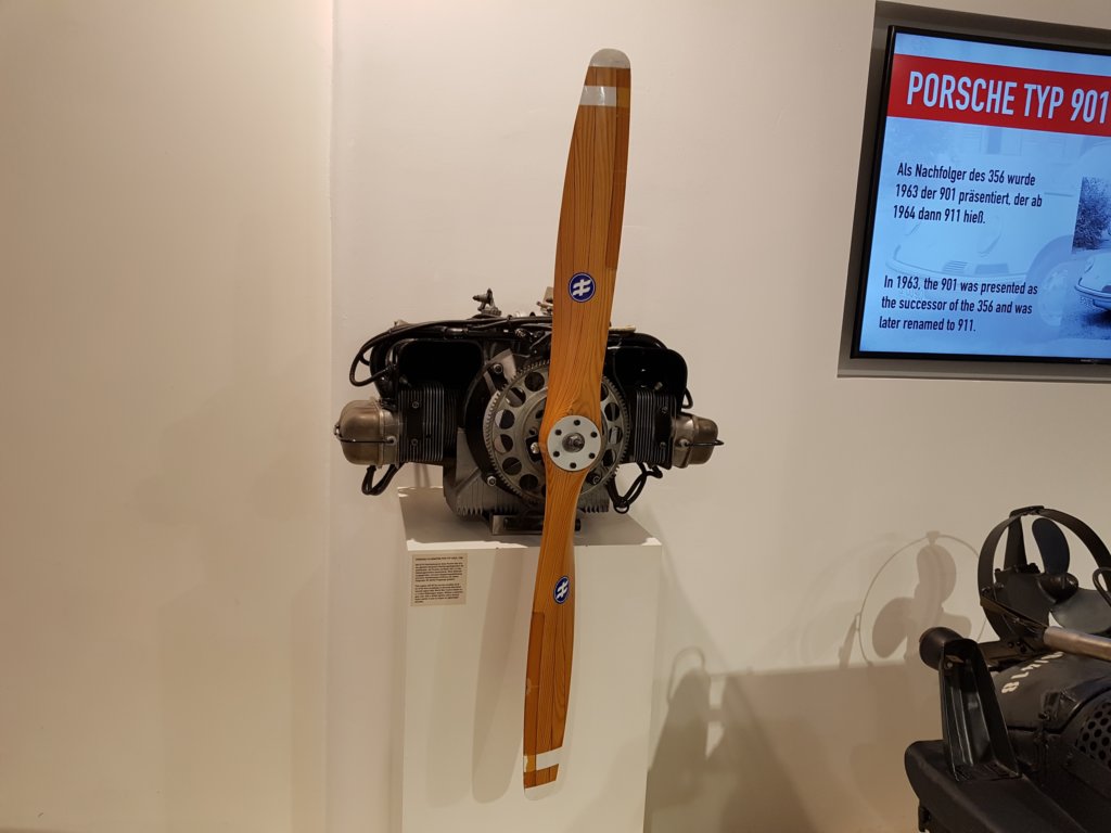 porscheflugmotorpfmtyp678319582.jpg
