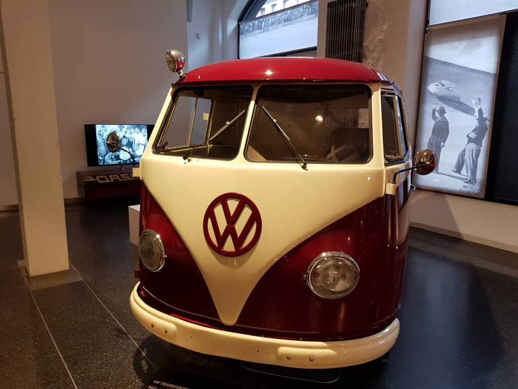 vwtransportert1bulli1958.jpg