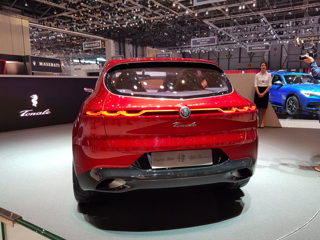 alfaromeotonale37.jpg