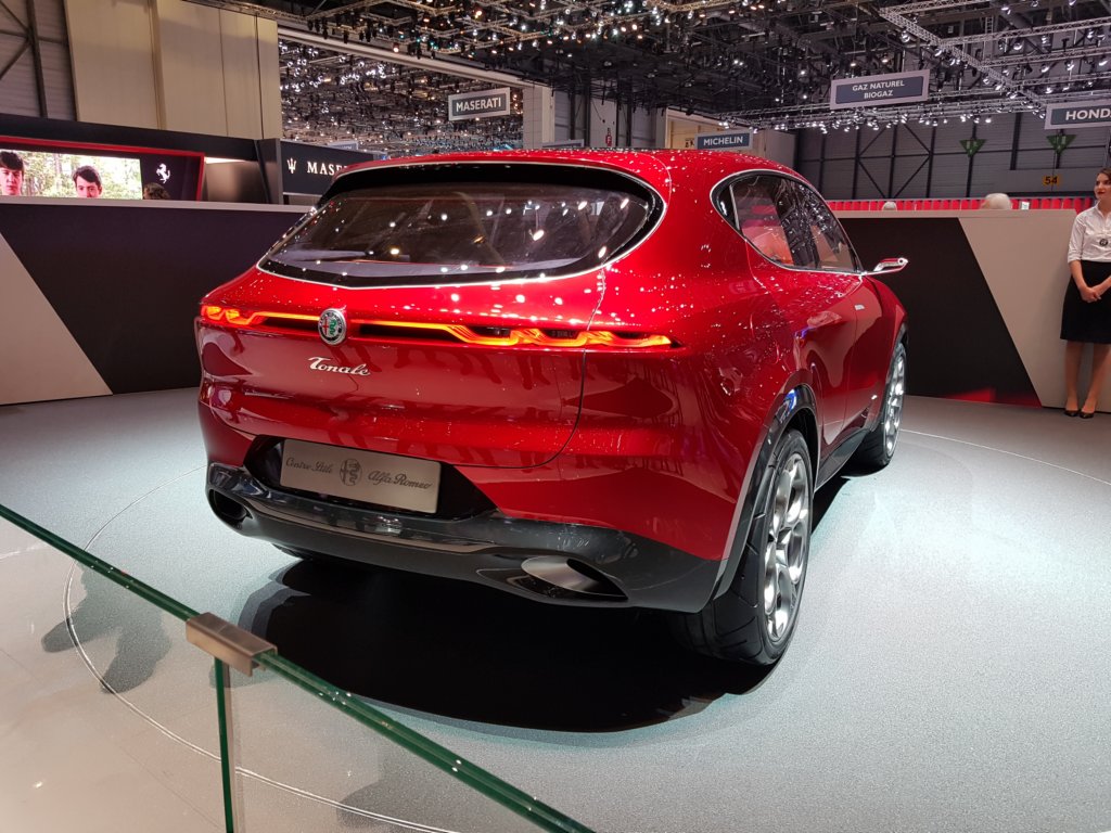 alfaromeotonale43.jpg