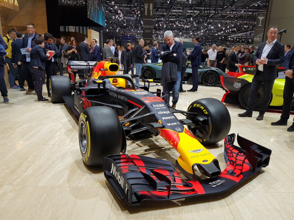 astonmartinredbullracingrb155.jpg