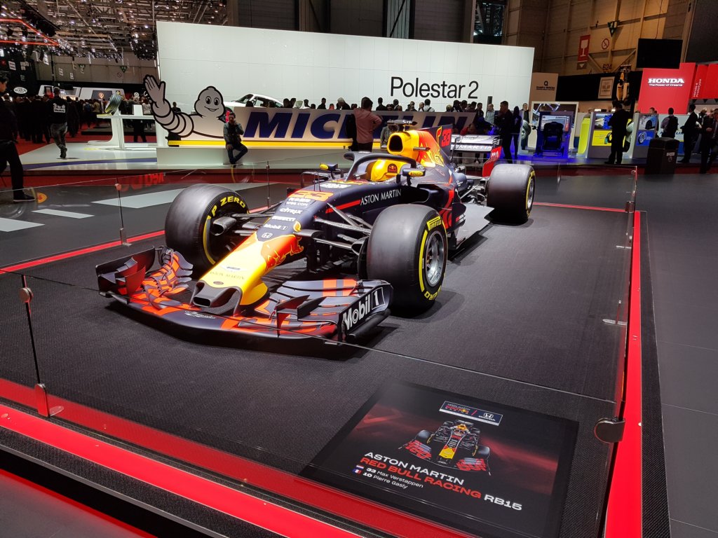 astonmartinredbullracingrb159.jpg