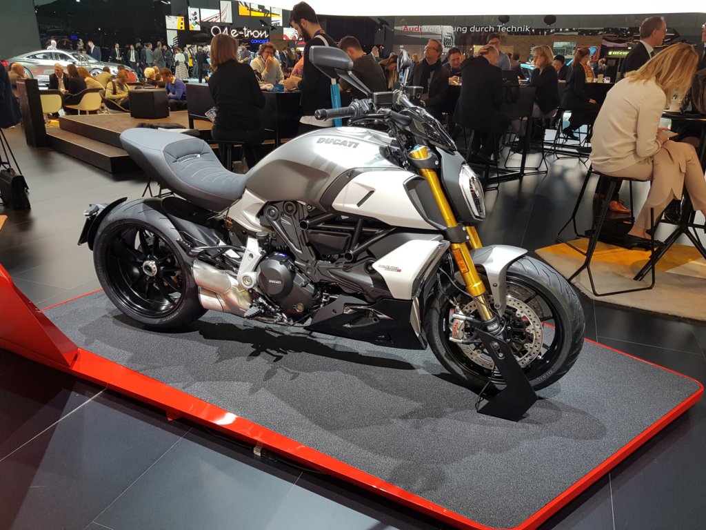 ducatidiavel1260s.jpg