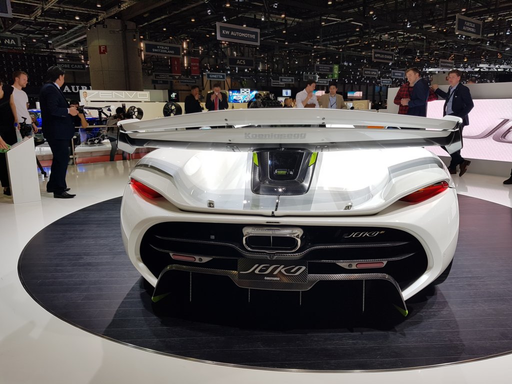 koenigseggjesko12.jpg