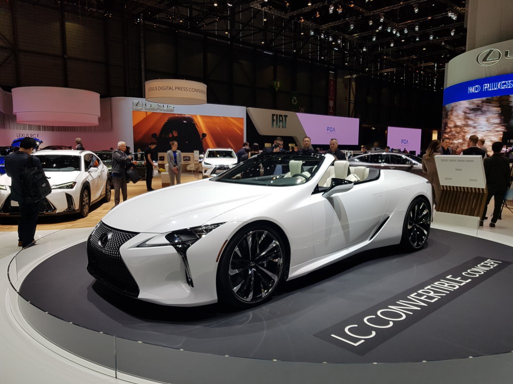 lexuslcconvertible7.jpg