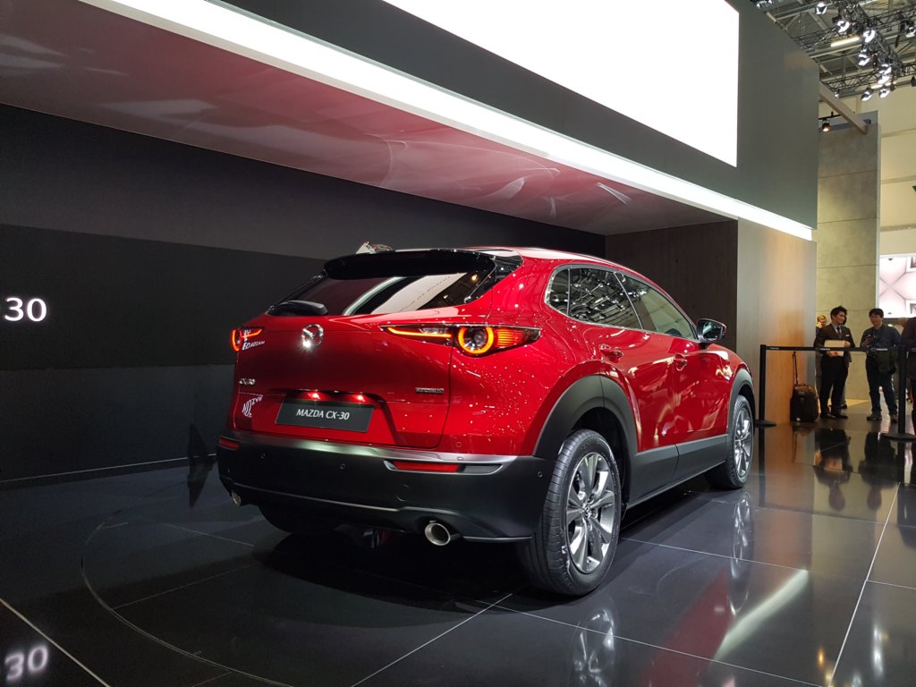 mazdacx308.jpg