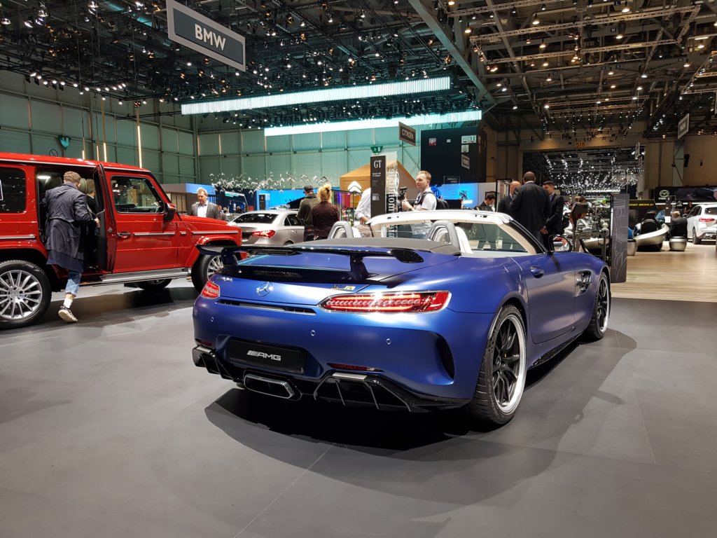 mercedesamggtrroadster.jpg