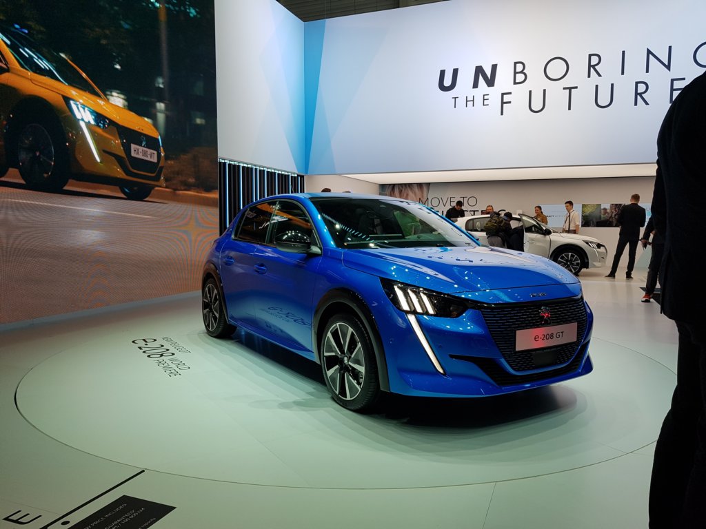 peugeote208gt2.jpg