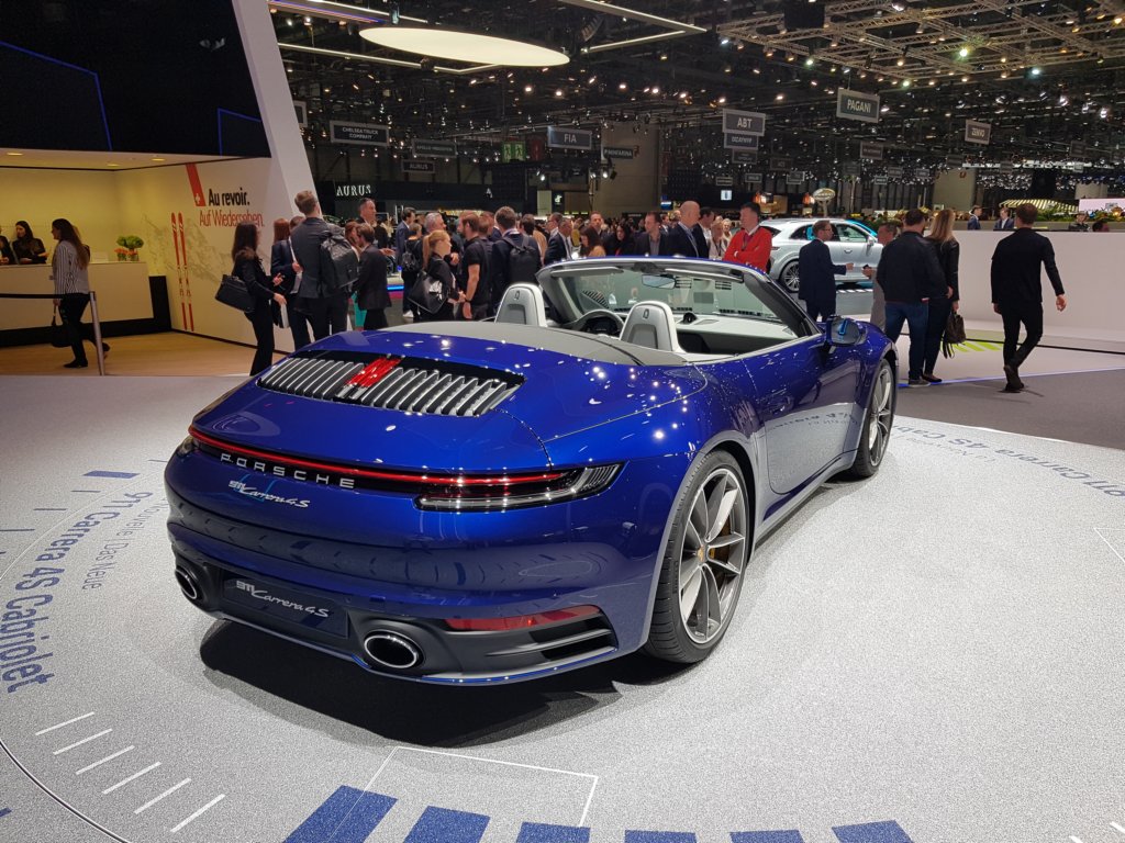 porsche911carrera4scabriolet4.jpg