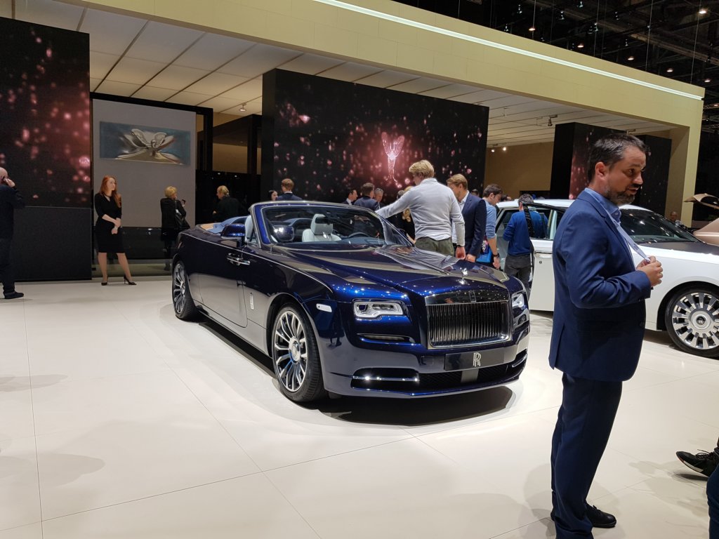 rollsroycedawn.jpg