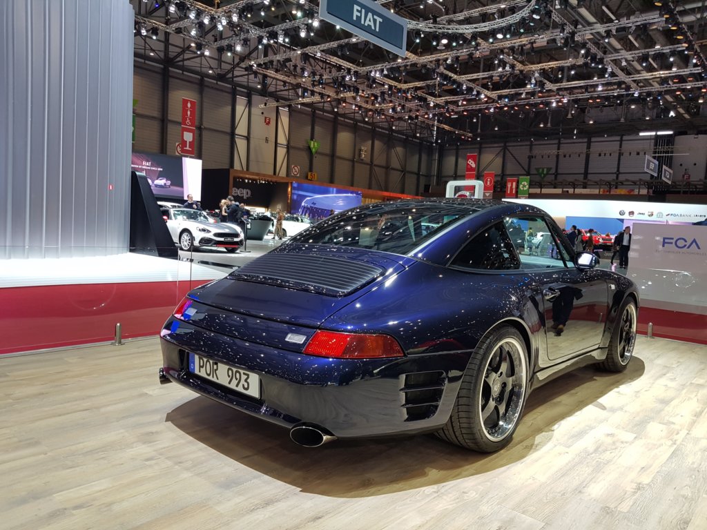 rufporsche911993targacr38restomod5.jpg
