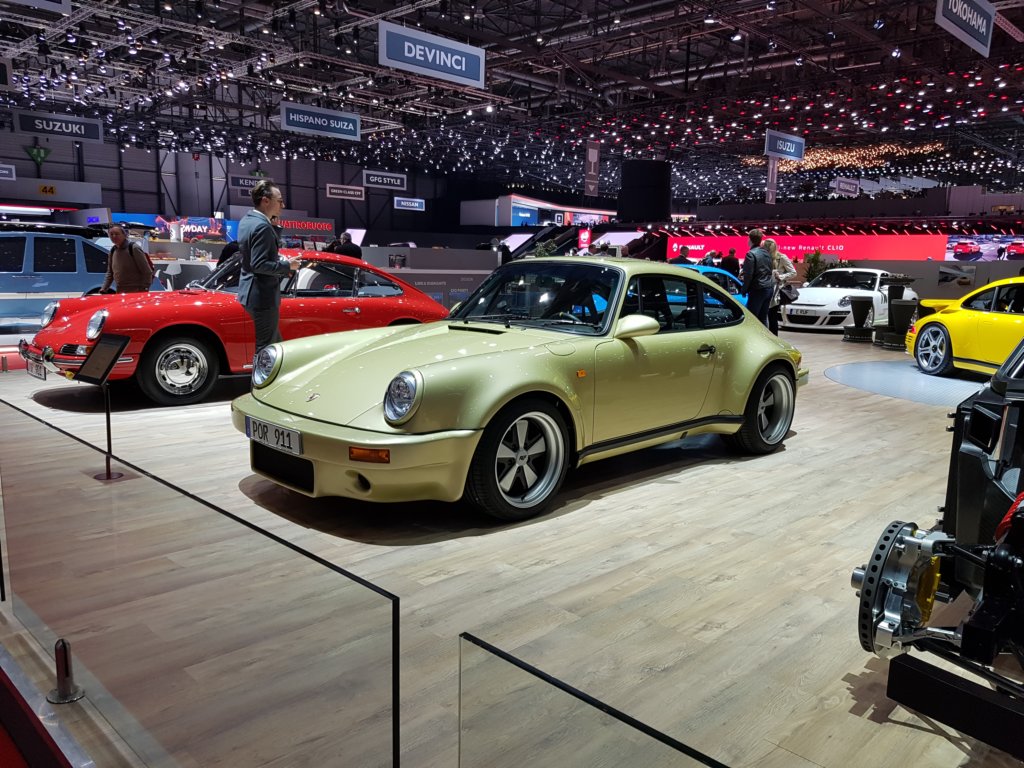 rufporsche911carreragoldfinger34restomod5.jpg