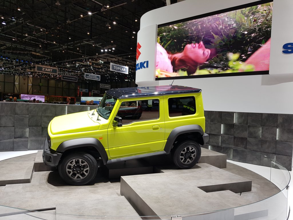 suzukijimny3.jpg