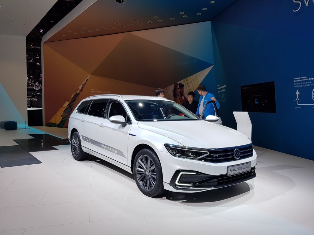 vwpassatgtevariant8.jpg