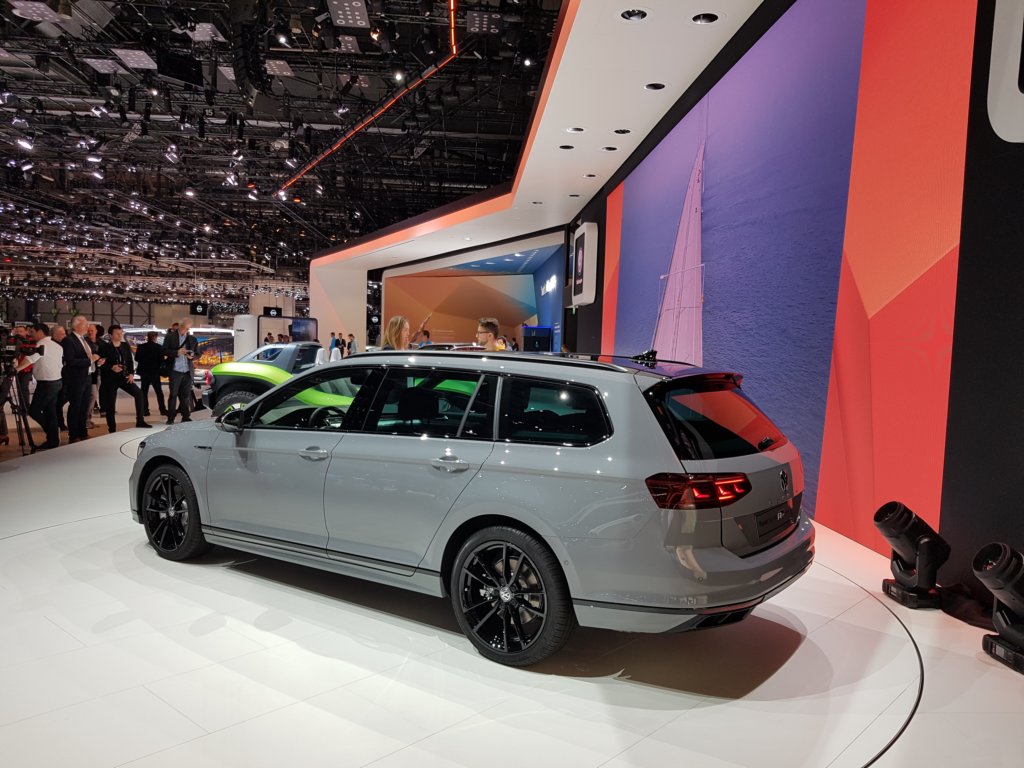 vwpassatvariant4.jpg